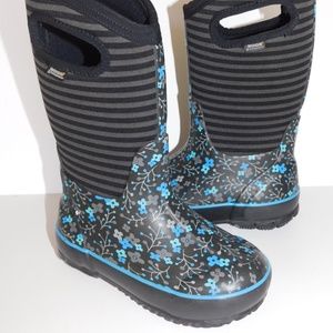 BOGS classic flower striped boots 30 us 13